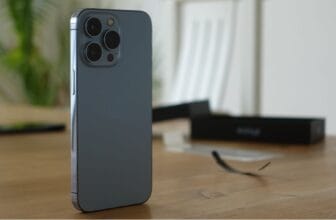 How Do I Choose the Right Smartphone for My Needs?