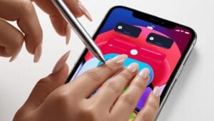 For creative individuals, a stylus transforms a phone into a digital canvas